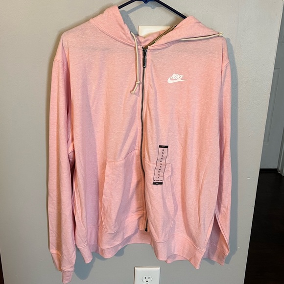 Nike Tops - NIKE WOMENS ZIP UP JACKET